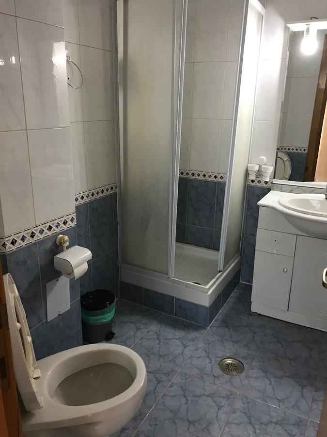 Apartament In Regim Hotelier Бакеу Екстер'єр фото